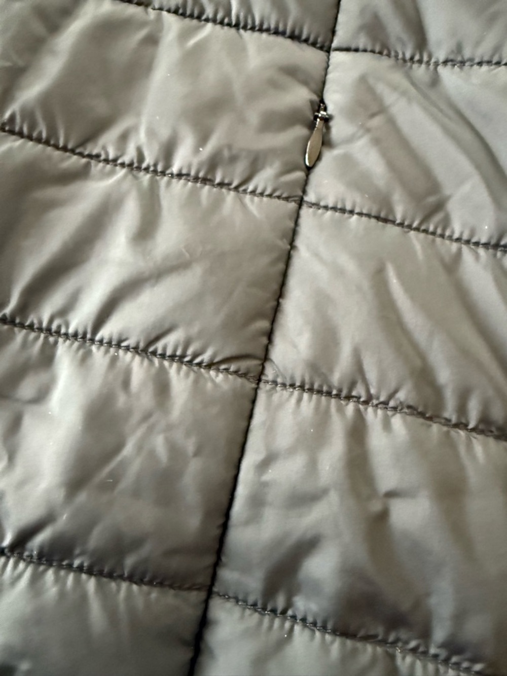 ✨ Brand New With Tags! Torrid Packable Puffer Vest - Deep Black - 4X ✨ - Picture 6 of 7